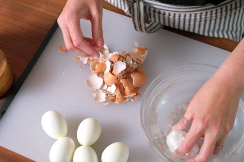 Peel the Eggs